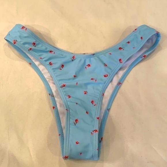 Shein bikini bottom blue with pink flowers Brazilian new - Picture 1 of 7